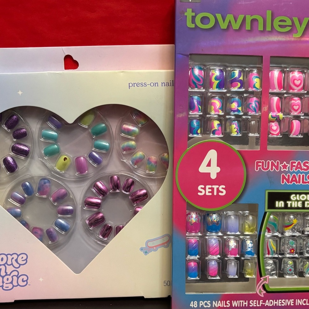 Townley Girl Fun Fashion Press-On Nails Set #7
